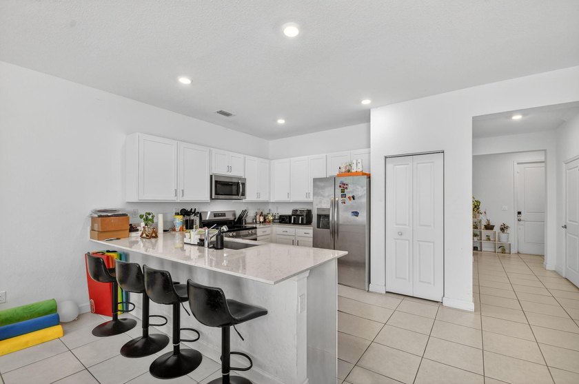 Experience modern luxury in the heart of Lake Worth! Built in - photo 10