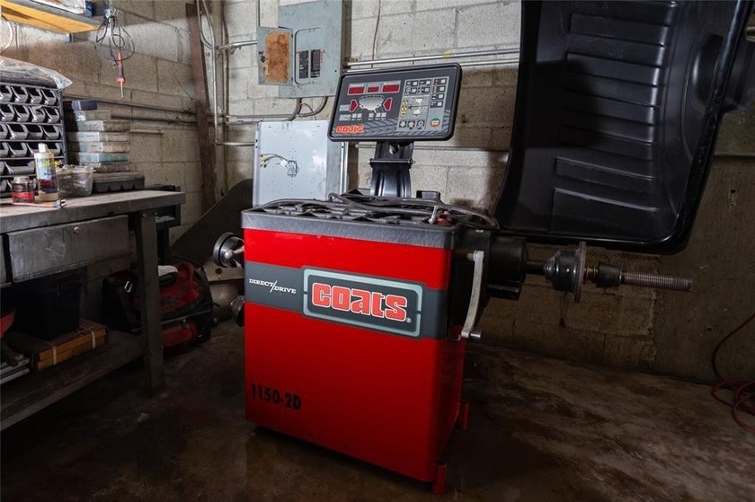 Successful and established Auto Repair business for sale only - photo 13