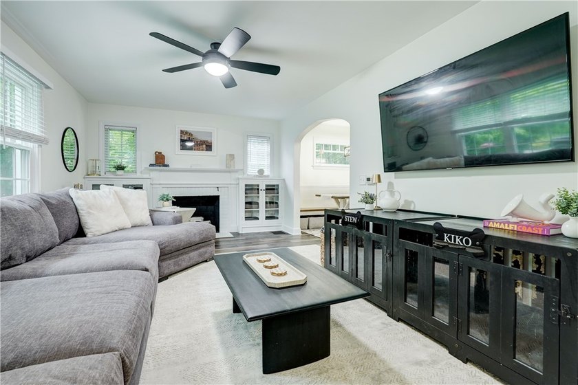 Welcome to 365 Cromwell Drive-where timeless charm meets today's - photo 3