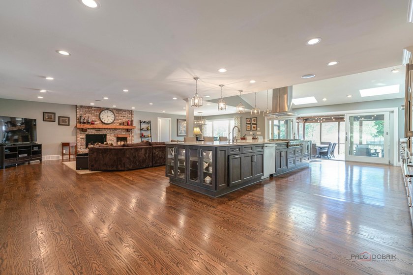 This exceptional home blends comfort, elegance, and tranquility - photo 8