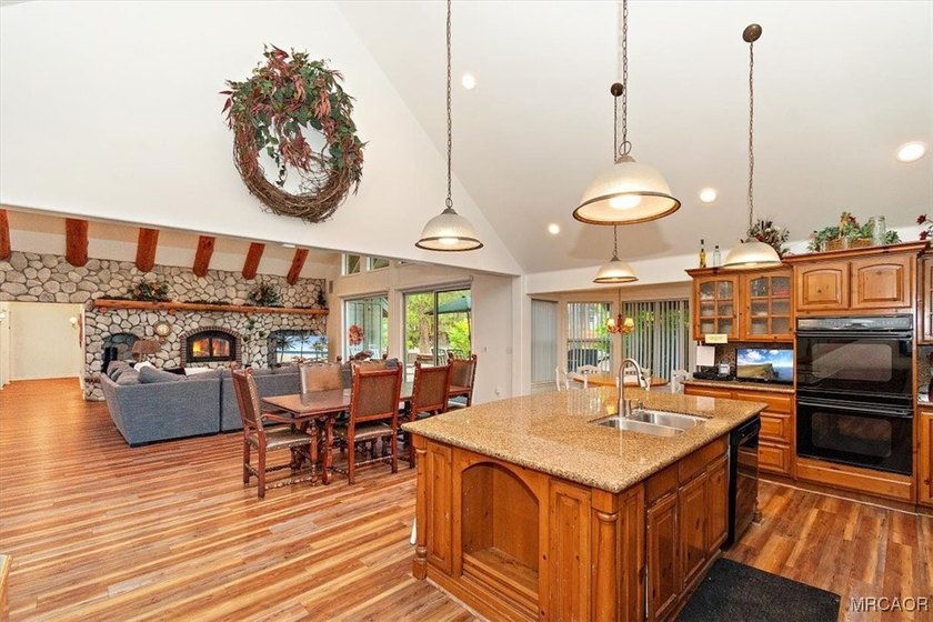 This Winter Park Estate is the home for making beautiful - photo 8