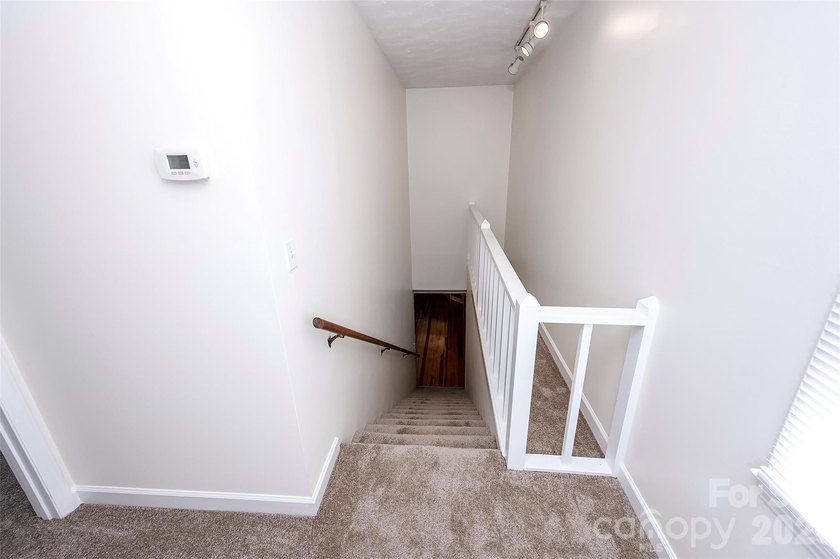 Welcome to this 4-bedroom, 3-bathroom waterfront retreat on the - photo 28
