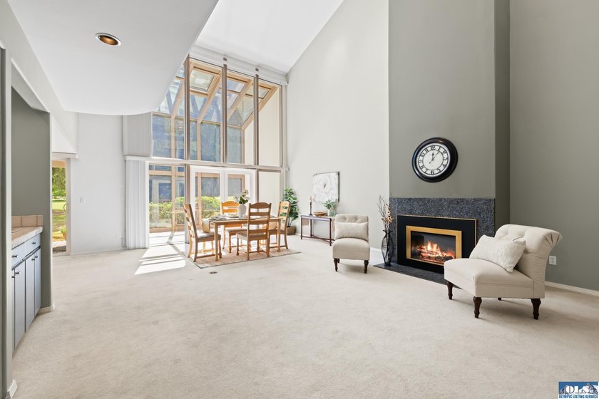 Welcome to this beautiful 2-bedroom + den, 2-bath condo in the - photo 7