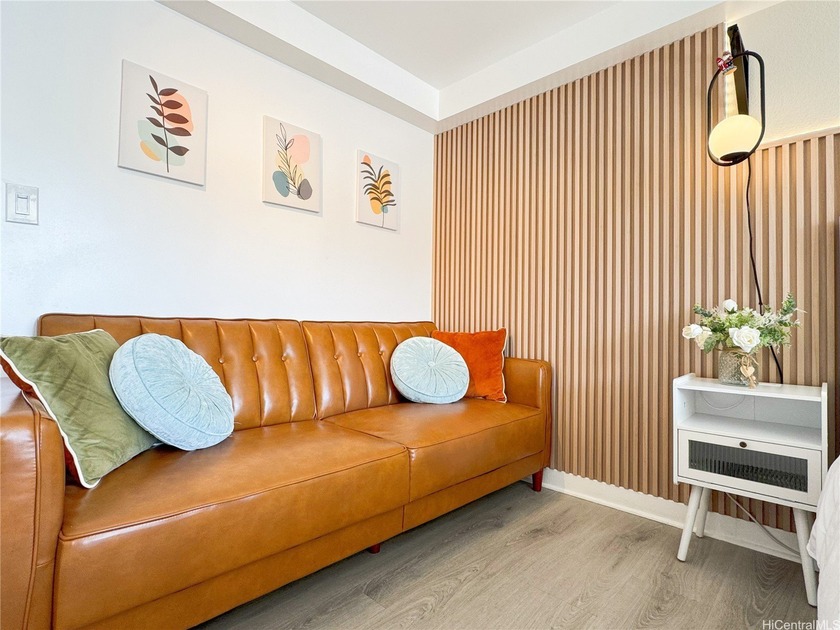 Legally permitted short-term rental condo featuring a brand new - photo 3