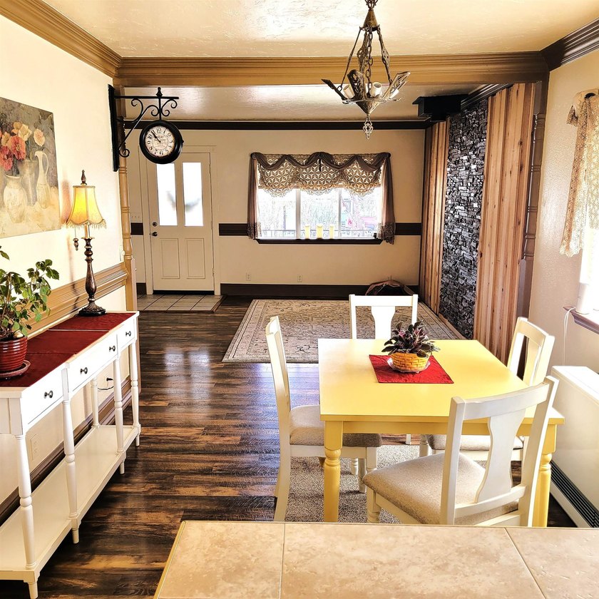 This is a move-in ready home that has been completely remodeled - photo 8