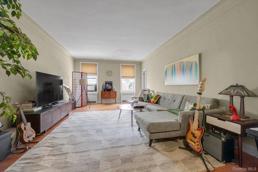 Welcome to this beautifully updated prewar gem at The Essex - photo 6