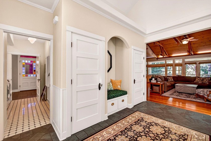 Spacious Mountain Retreat in Bailey Creek at Lake Almanor. This - photo 6