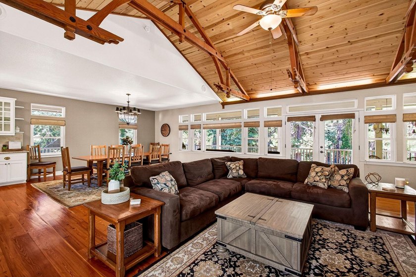 Spacious Mountain Retreat in Bailey Creek at Lake Almanor. This - photo 9