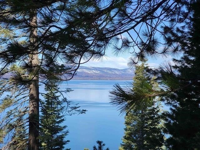 Build your dream home on this exceptional .80-acre lakefront - photo 8