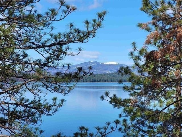 Build your dream home on this exceptional .80-acre lakefront - photo 10