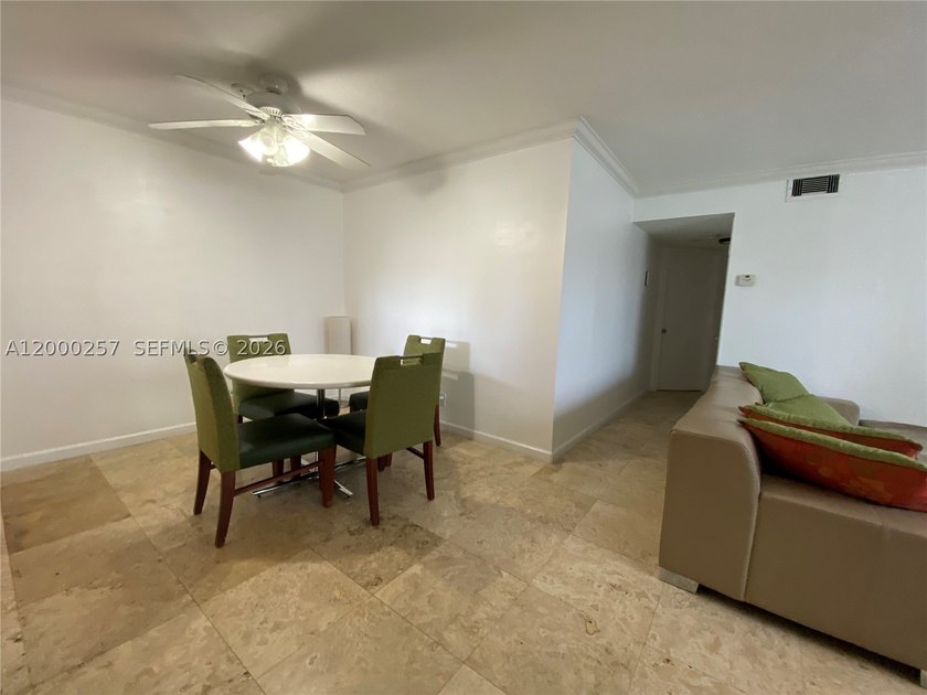 FOR SEASONED INVESTORS ONLY!! RENTED TO GREAT TENANTS @ $2 - photo 8