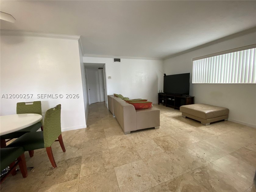 FOR SEASONED INVESTORS ONLY!! RENTED TO GREAT TENANTS @ $2 - photo 10
