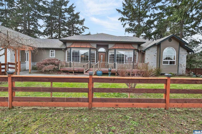 Private Woodland Heights retreat with luxury finishes, flexible - photo 3
