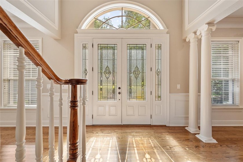Under contract-accepting backup offers. Classic elegance defined - photo 4