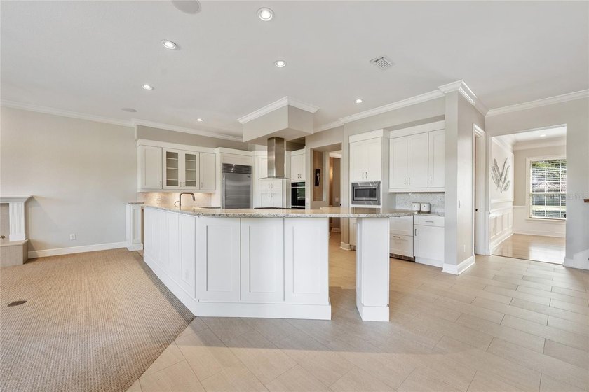 Under contract-accepting backup offers. Classic elegance defined - photo 6