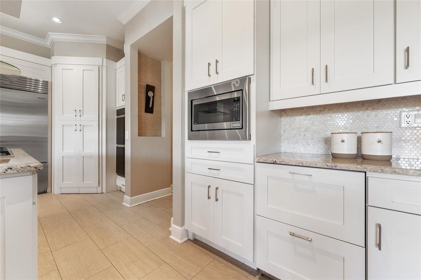 Under contract-accepting backup offers. Classic elegance defined - photo 9