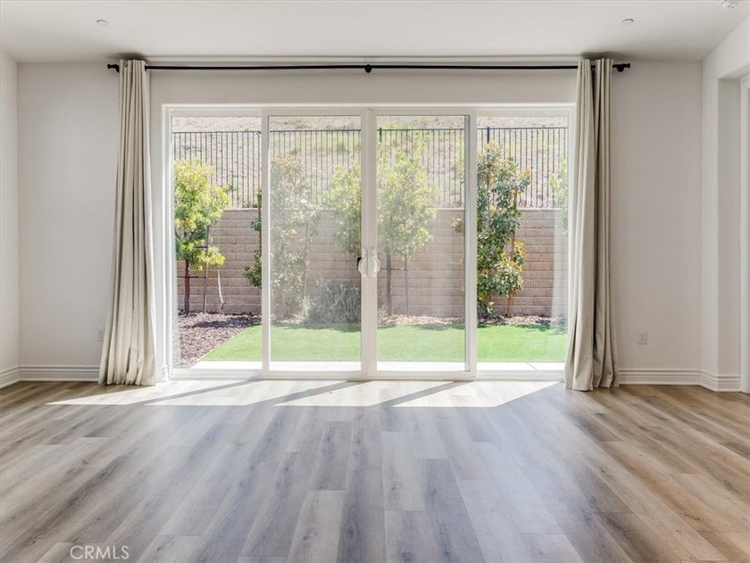 With 3 bedrooms, 2.5 bathrooms, dedicated office, 2,107 sqft of - photo 12