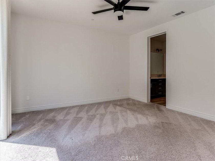 With 3 bedrooms, 2.5 bathrooms, dedicated office, 2,107 sqft of - photo 16