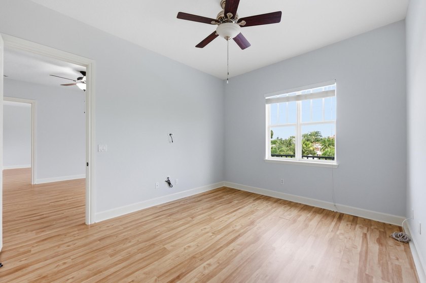 Live in the heart of it all without sacrificing the feel of home - photo 19