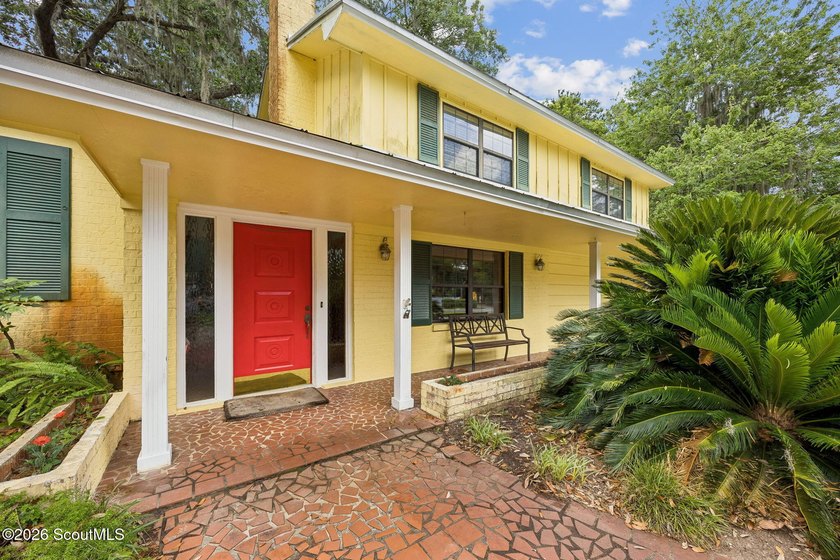 Welcome to 711 Mildred Avenue in historic St. Marys - a charming - photo 5