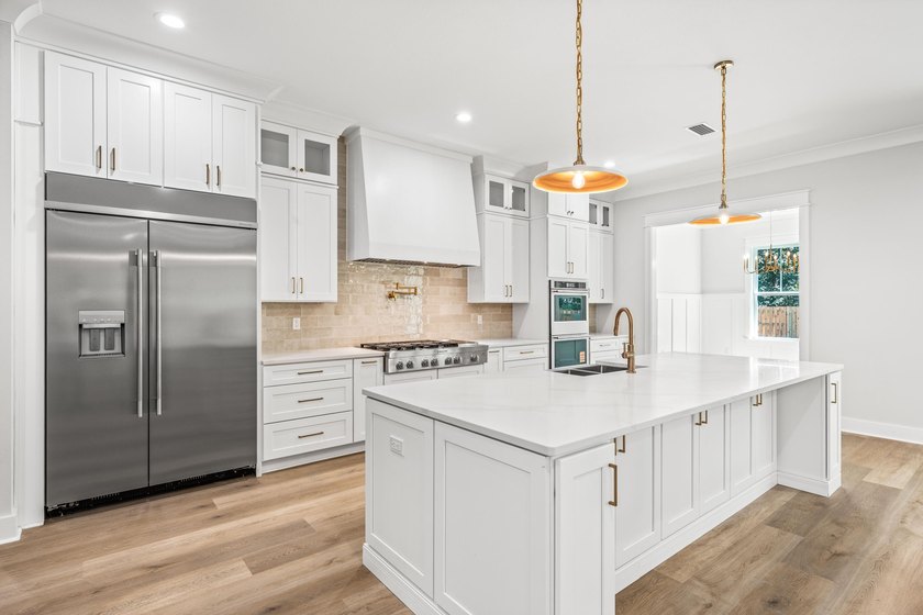Seller offering $15,000 incentive towards closing cost or rate - photo 8