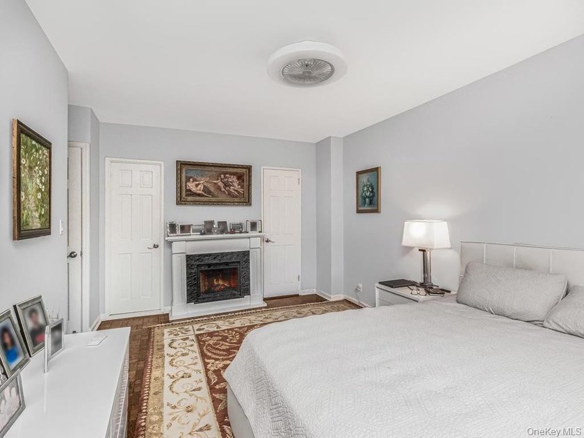 Don't miss this opportunity to own a beautiful renovated - photo 9