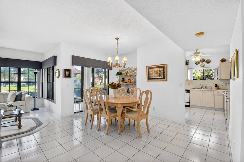 Welcome home to this beautifully maintained first floor condo - photo 14