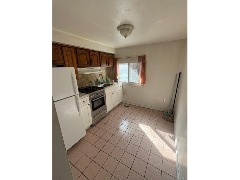 This stunning single-family home is in mint condition!!! Truly - photo 17