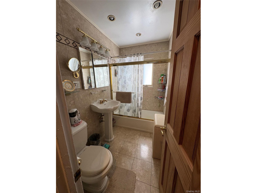 This stunning single-family home is in mint condition!!! Truly - photo 25