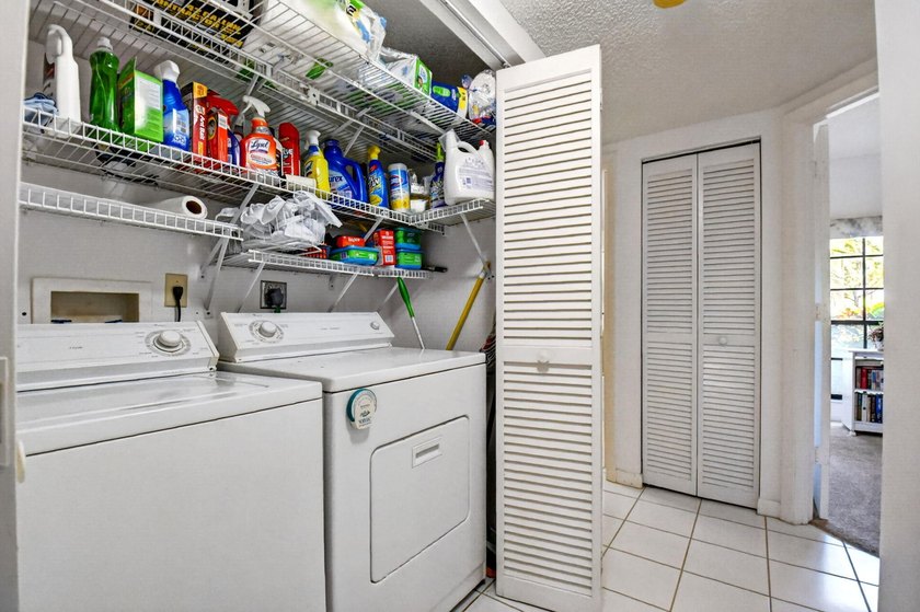 Welcome home to this beautifully maintained first floor condo - photo 40