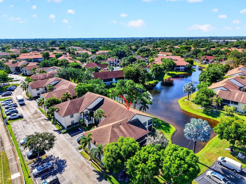 Welcome home to this beautifully maintained first floor condo - photo 44