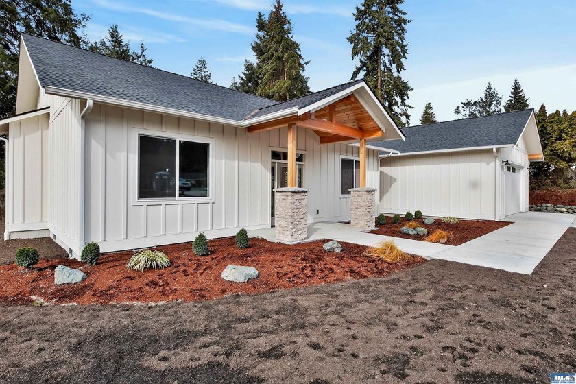 Brand New Construction just completed in Sequim's Sunland - photo 7