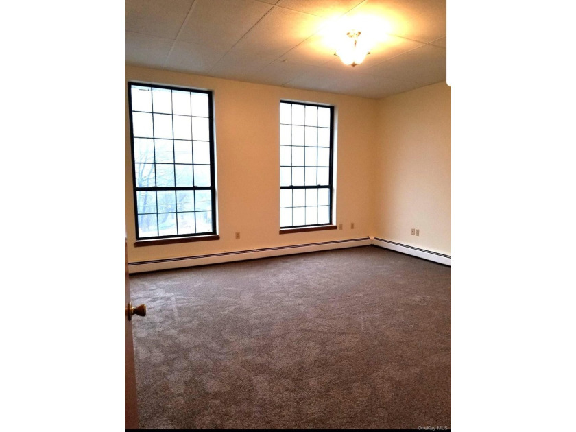 Improved Price!! Great investment opportunity or live in one - photo 32