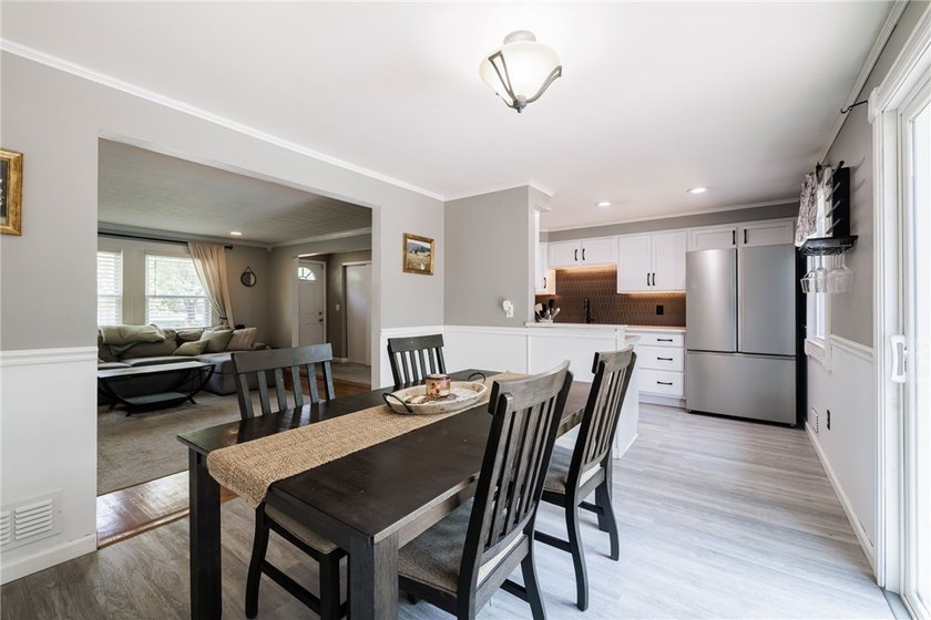 Welcome home to this beautifully updated split-level in the - photo 8