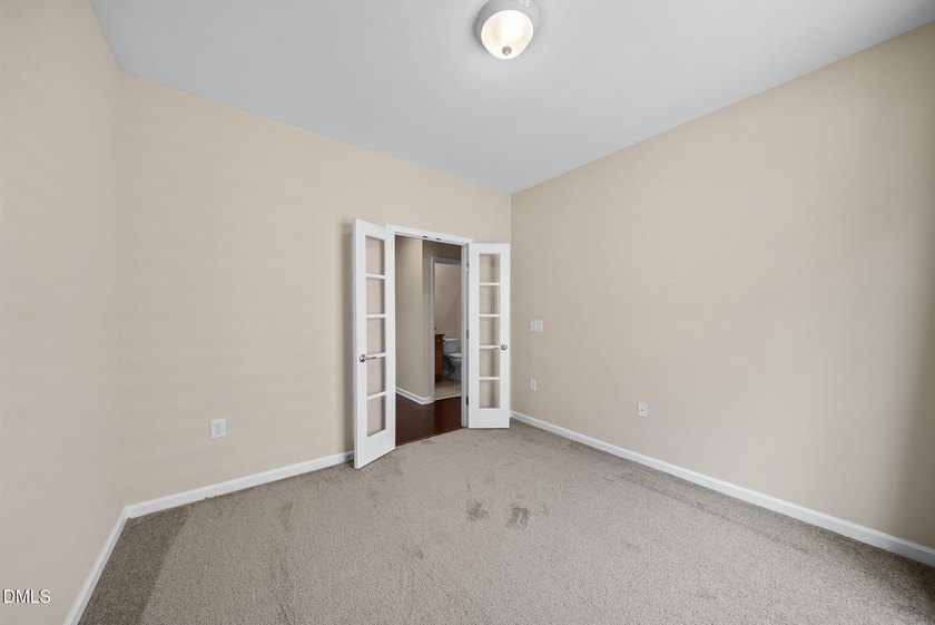 Welcome to easy living in the highly sought-after Carolina - photo 20