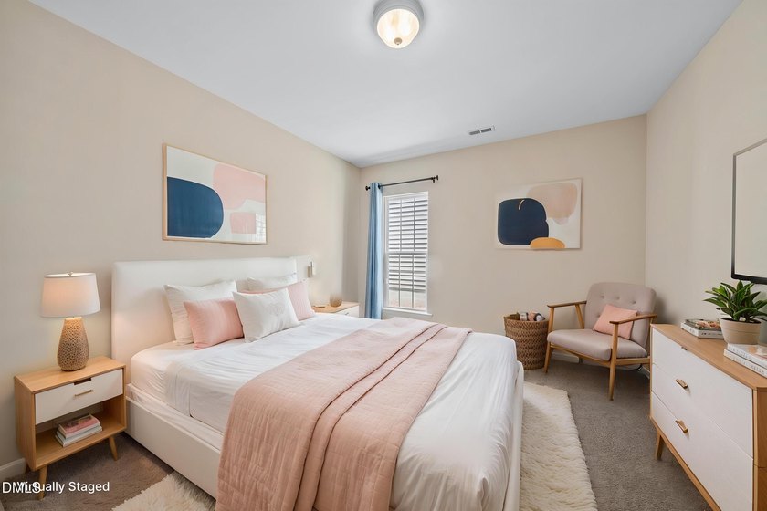 Welcome to easy living in the highly sought-after Carolina - photo 23