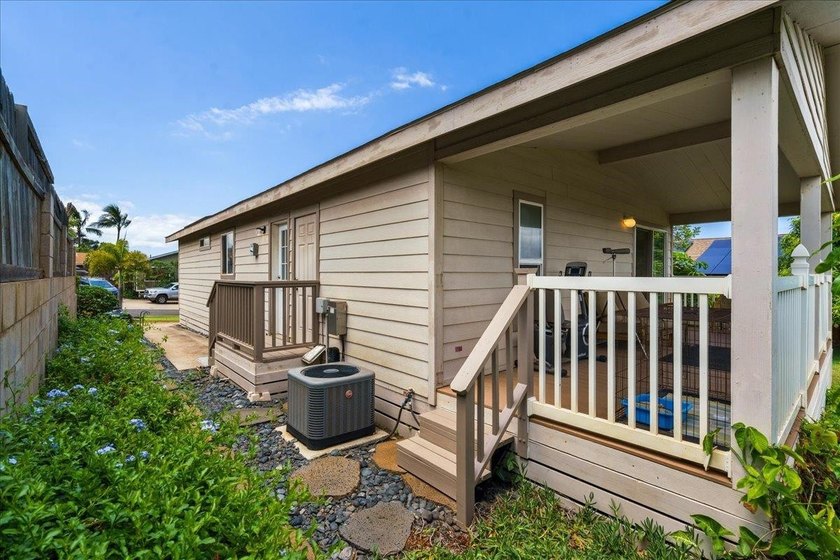 Welcome home to this charming 3-bedroom, 2-bath residence tucked - photo 33