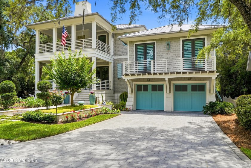 Experience unparalleled luxury in this exceptional island home - photo 4