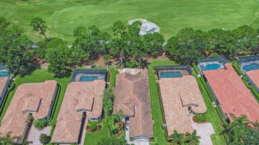 Lovely Furnished Home with Golf Course View. This 2 possible 3BD - photo 23