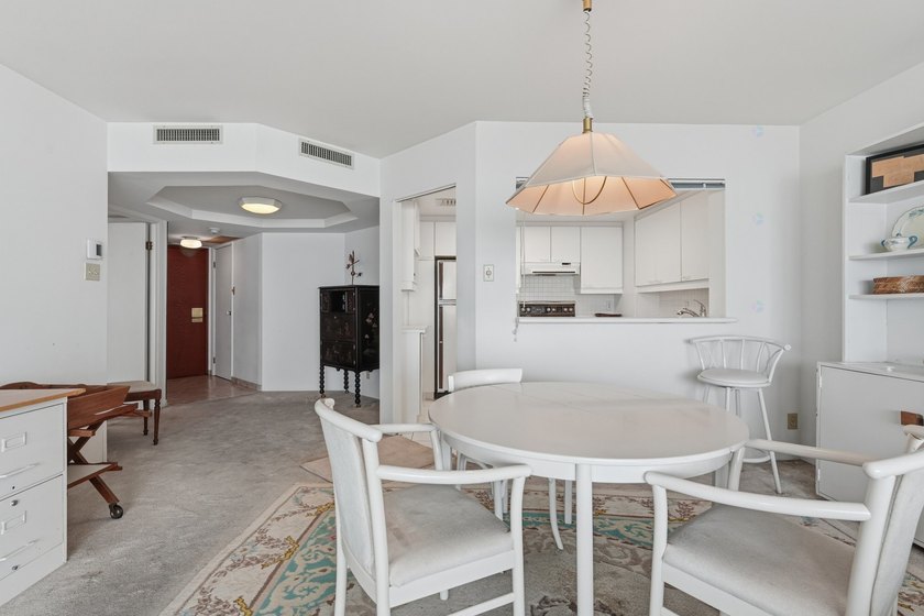 Prestigieux appartement au 14e etage de la tour Verrieres II - photo 6