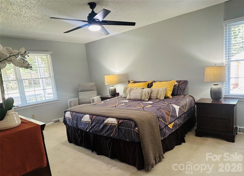 This beautiful Milford Knoll home is tucked away with a - photo 14