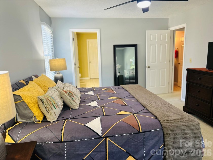 This beautiful Milford Knoll home is tucked away with a - photo 17