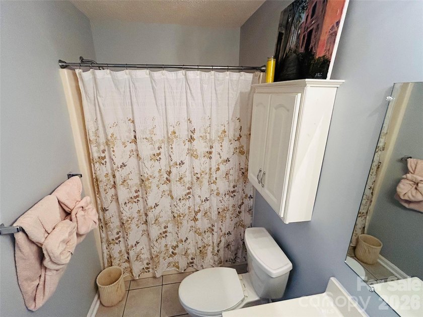 This beautiful Milford Knoll home is tucked away with a - photo 24