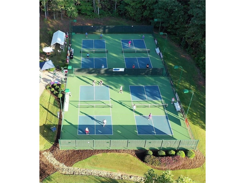 Spinnaker Cove section of Keowee Key offers one of the last - photo 6
