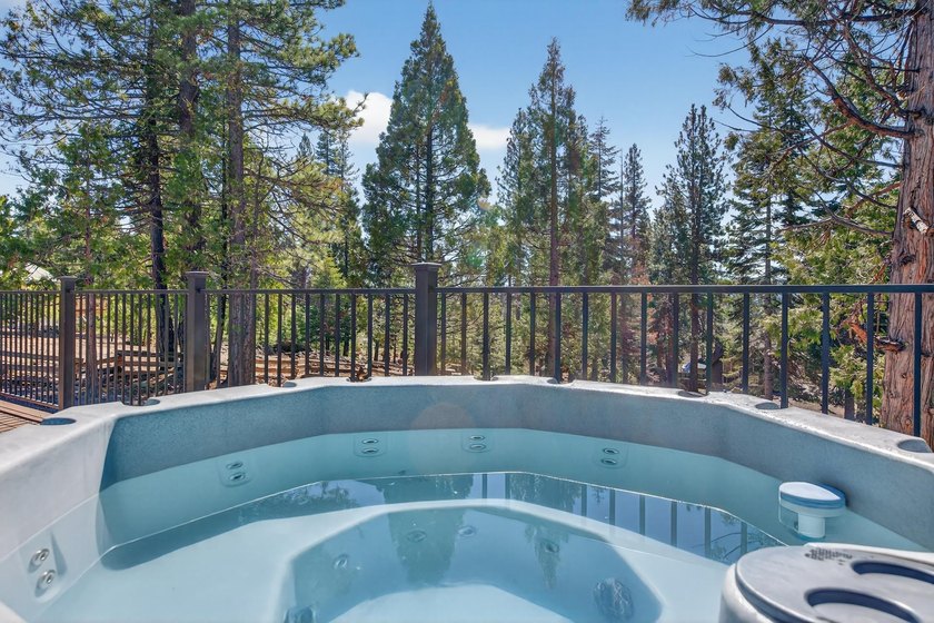 Welcome to your newly constructed Lake Almanor West cabin-where - photo 5