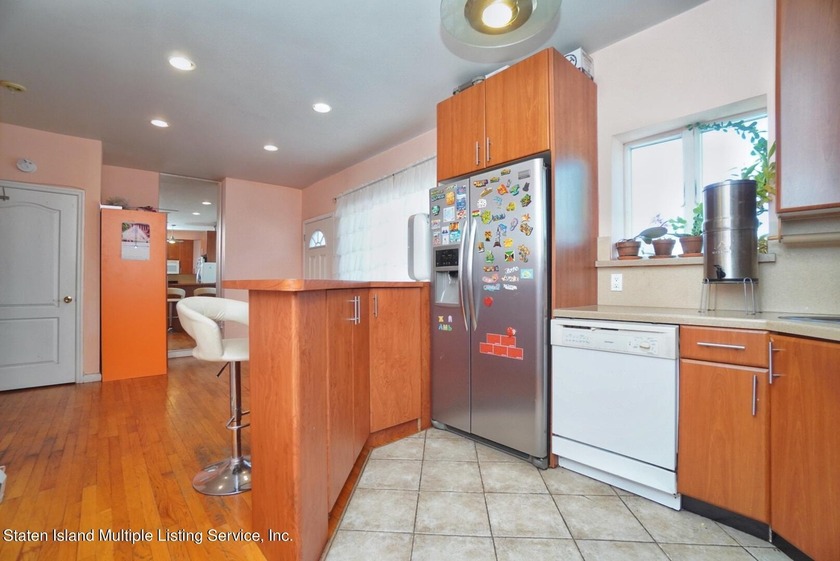 Don't miss a great opportunity to own this beautiful 2 bedroom 2 - photo 9