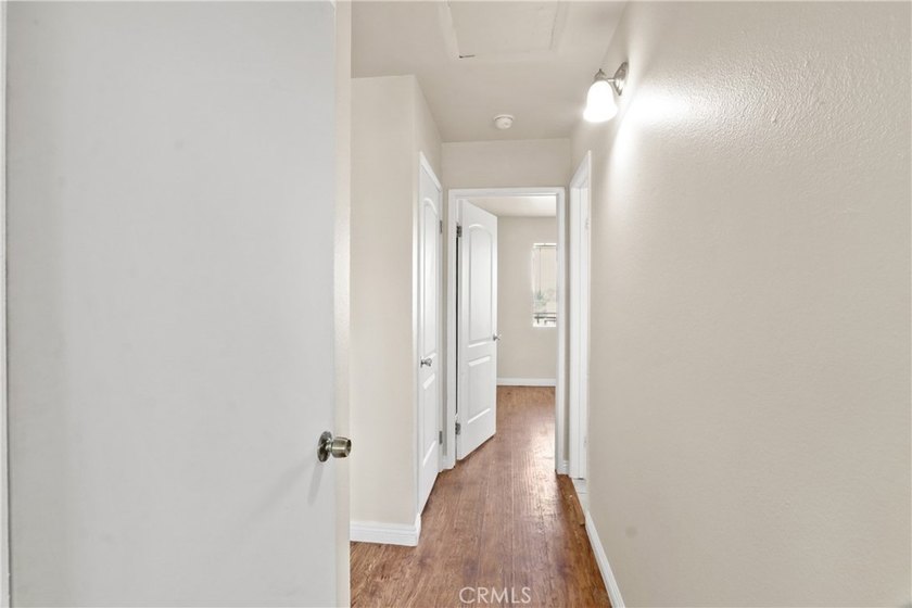 Welcome to this charming North Alamitos Beach condo, ideally - photo 15