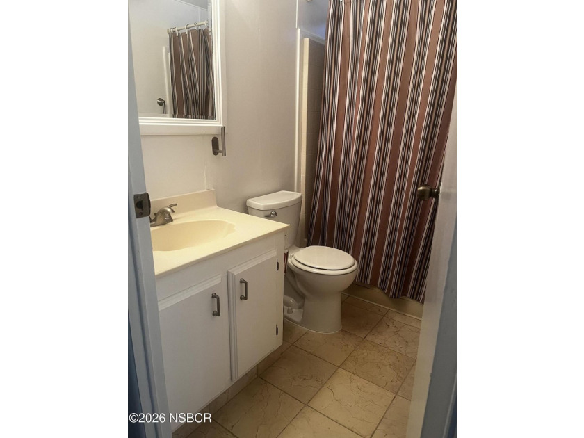 Ready to move in? This 2-bedroom 2-bath mobile home is waiting - photo 15