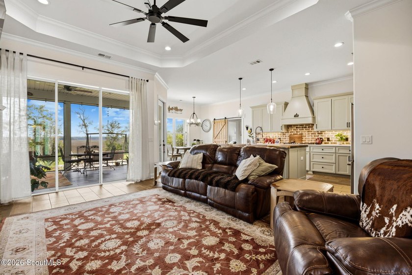 SHOWING LIKE A MODEL HOME, this exceptional custom-built - photo 10