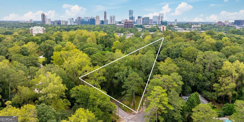 NEW DEVELOPMENT OPPORTUNITY! Having never been on the market - photo 4